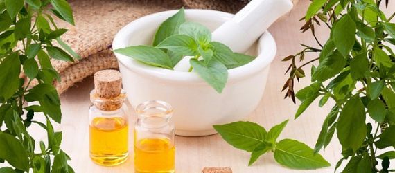 🌸 L'aromathérapie: l'art de se soigner avec les huiles essentielles